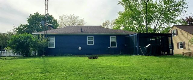 1794 Lilly Lane, Alliance, OH 44601