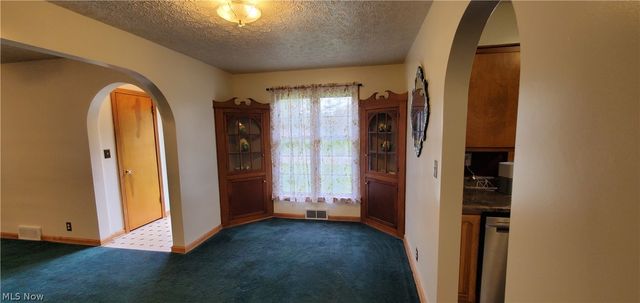 1794 Lilly Lane, Alliance, OH 44601