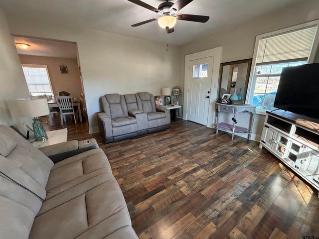 1509 E RICHARDS ST, Tyler, TX 75702