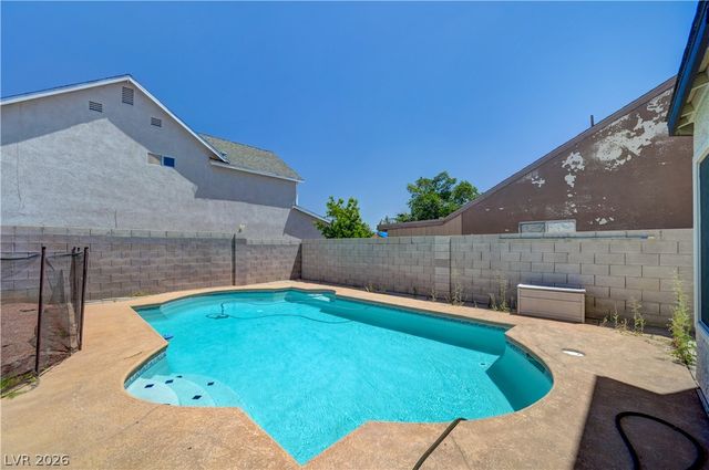 6348 COPPERFIELD Avenue, Las Vegas, NV 89108