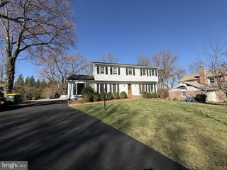 1744 LOCKERBIE LN, Vienna, VA 22182