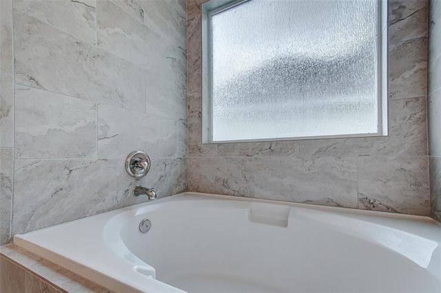 11927 W Vita Circle, Houston, TX 77070