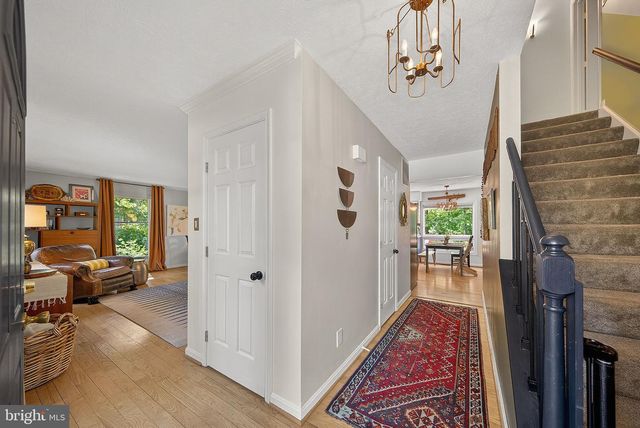 6041 NANCY LN, Warrenton, VA 20187