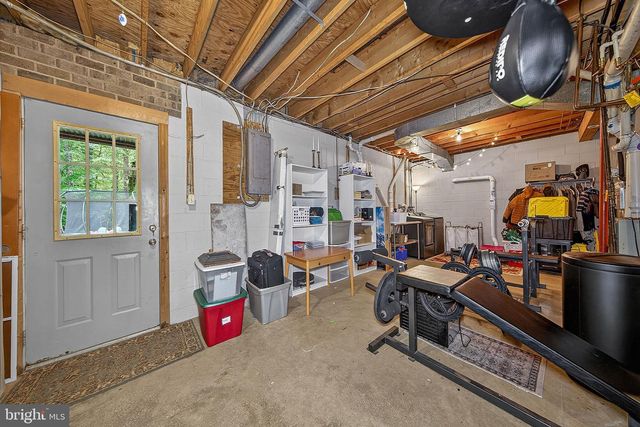 6041 NANCY LN, Warrenton, VA 20187