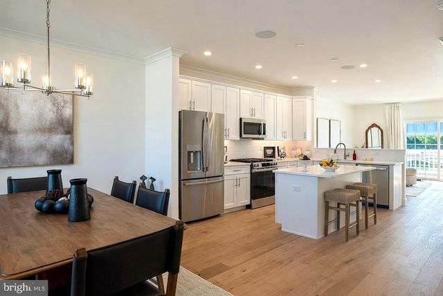 18 SILAS LANE, Laurel Springs, NJ 08021