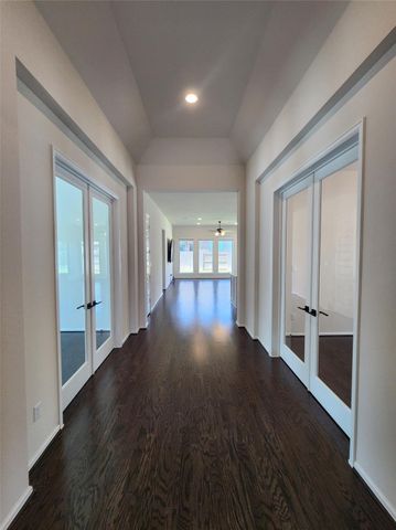 522 Jefferson DR, Kyle, TX 78640