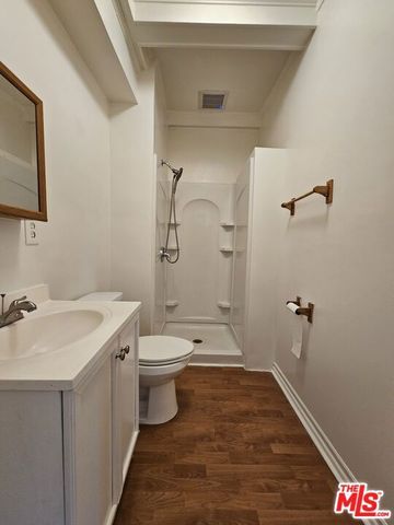 1822 S Oxford Avenue, Los Angeles, CA 90006