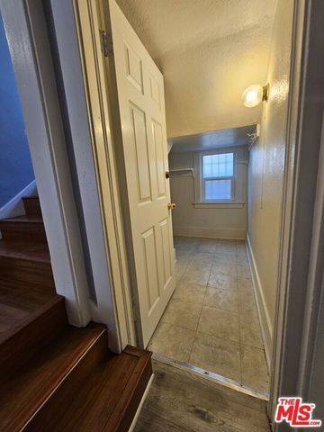 1822 S Oxford Avenue, Los Angeles, CA 90006