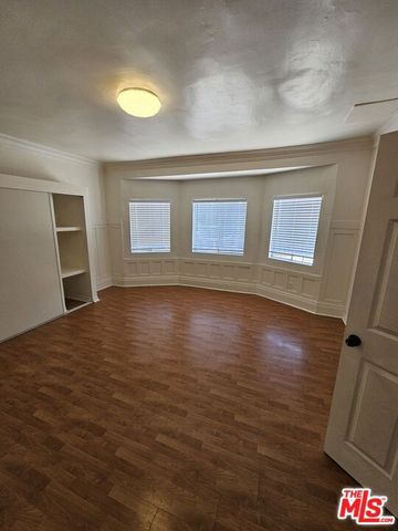 1822 S Oxford Avenue, Los Angeles, CA 90006