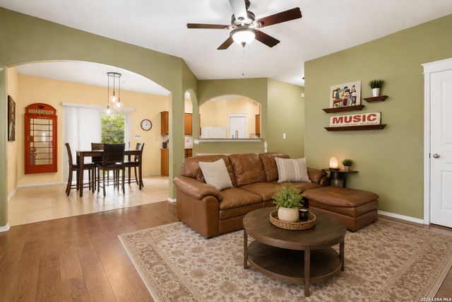 3903 Paradiso Loop, San Antonio, TX 78260
