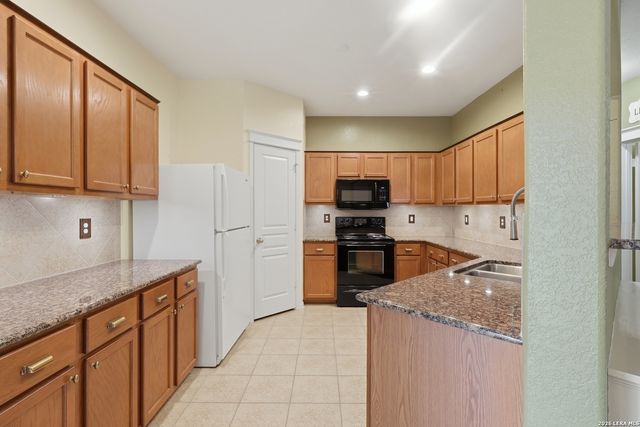 3903 Paradiso Loop, San Antonio, TX 78260