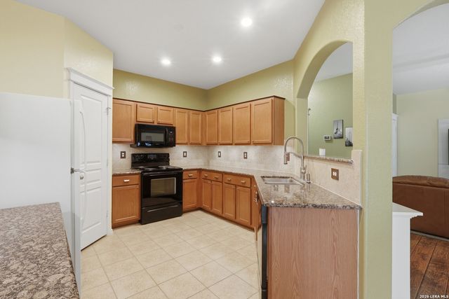 3903 Paradiso Loop, San Antonio, TX 78260