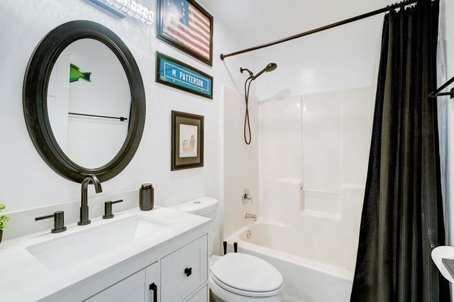 3419 W Lake Drive, Fort Pierce, FL 34982