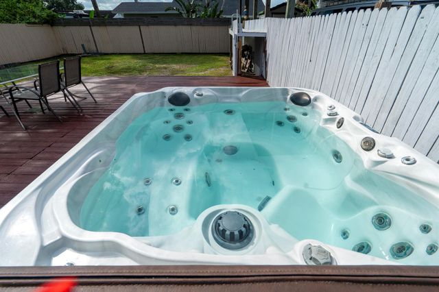 3419 W Lake Drive, Fort Pierce, FL 34982