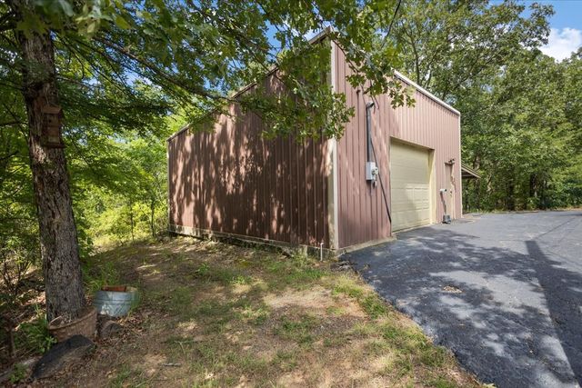 1522 Fm 17, Grand Saline, TX 75140