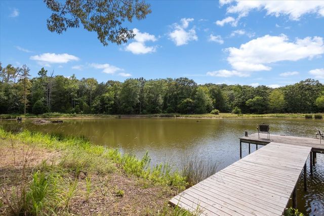 1522 Fm 17, Grand Saline, TX 75140
