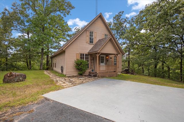 1522 Fm 17, Grand Saline, TX 75140