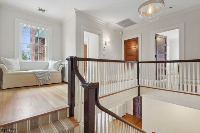 55 OXBOW LANE, Summit City, NJ 07901