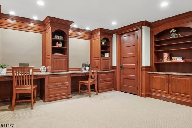 55 OXBOW LANE, Summit City, NJ 07901