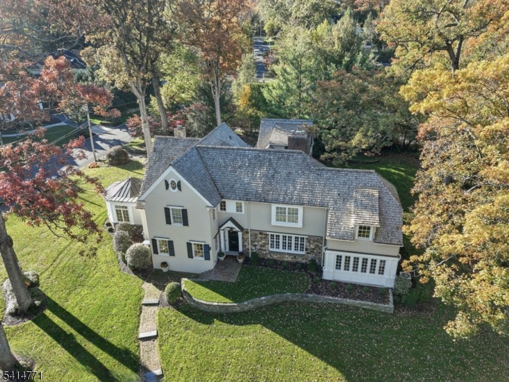 55 OXBOW LANE, Summit City, NJ 07901