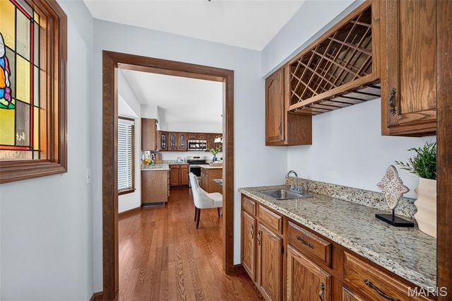 544 Highfield Drive, St Charles, MO 63304