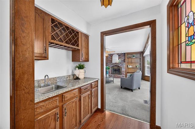 544 Highfield Drive, St Charles, MO 63304