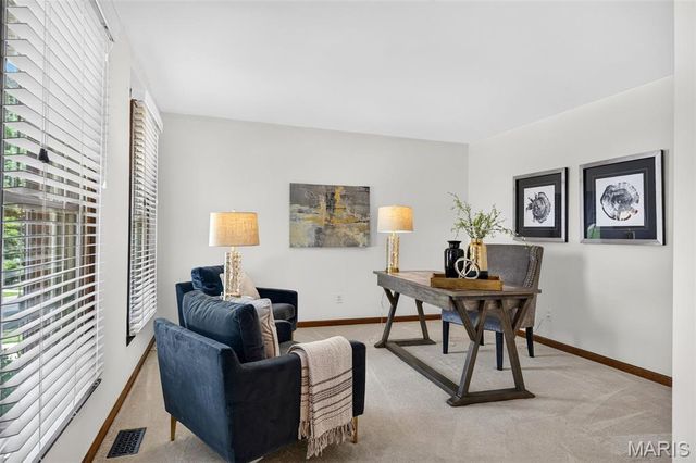 544 Highfield Drive, St Charles, MO 63304