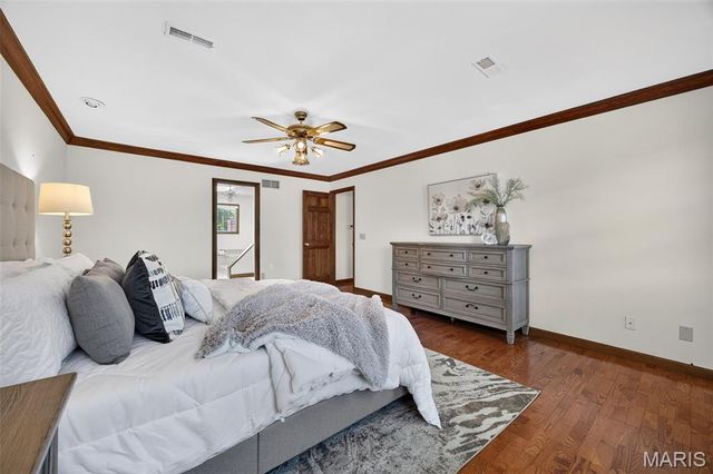 544 Highfield Drive, St Charles, MO 63304