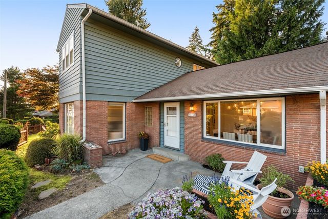 12703 4th Avenue NW, Seattle, WA 98177
