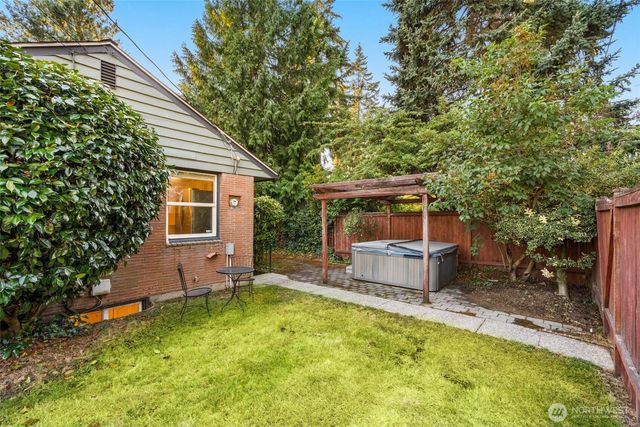 12703 4th Avenue NW, Seattle, WA 98177