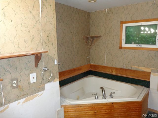 356 Adam Street, Tonawanda, NY 14150