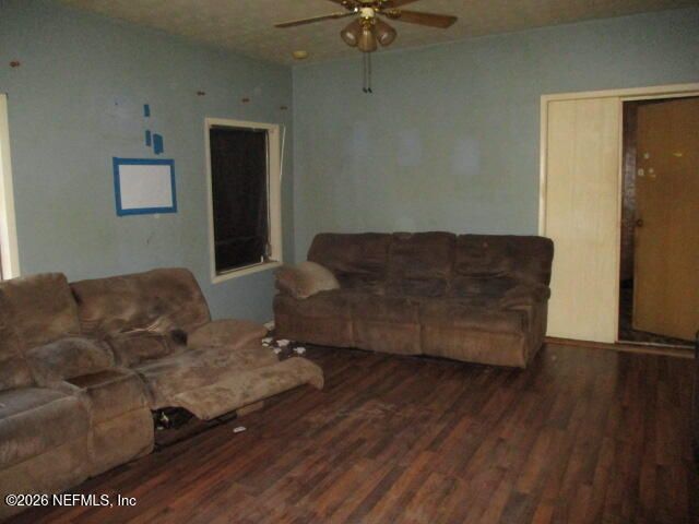 9742 HIGHWAY 301, Hampton, FL 32044