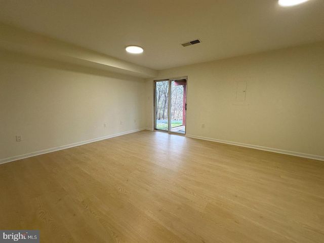 14560 WOODGATE MANOR CIR, Centreville, VA 20120