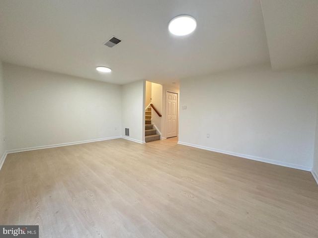 14560 WOODGATE MANOR CIR, Centreville, VA 20120