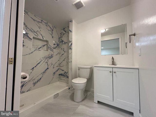 14560 WOODGATE MANOR CIR, Centreville, VA 20120