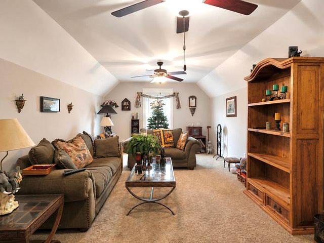 8329 Grinder Creek Place, Chattanooga, TN 37421
