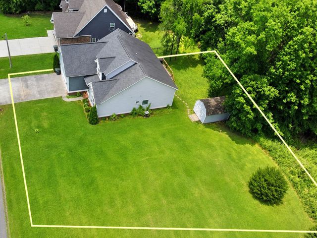 8329 Grinder Creek Place, Chattanooga, TN 37421