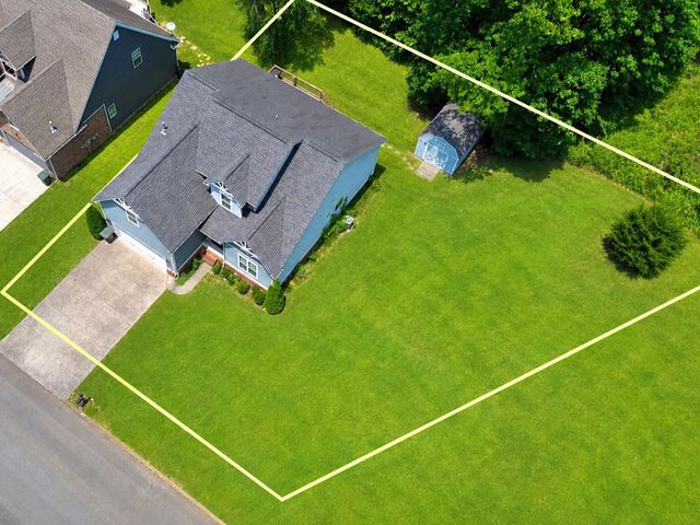 8329 Grinder Creek Place, Chattanooga, TN 37421