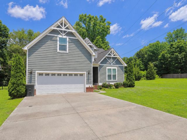 8329 Grinder Creek Place, Chattanooga, TN 37421