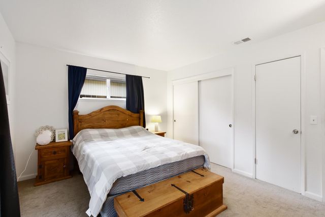 2144 Calaveras Ave, Davis, CA 95616