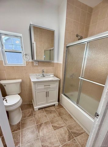421 Roquette Avenue, South Floral Park, NY 11001