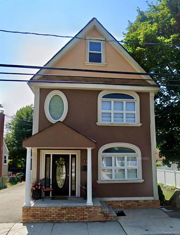 421 Roquette Avenue, South Floral Park, NY 11001 — exterior