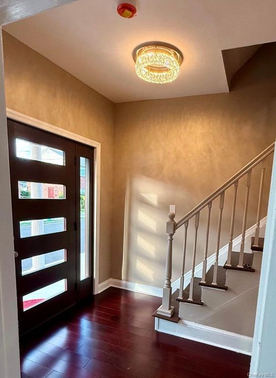 421 Roquette Avenue, South Floral Park, NY 11001 — photo 5