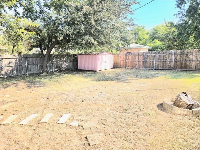 1513 arcady Lane, Irving, TX 75061