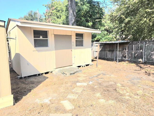 1513 arcady Lane, Irving, TX 75061