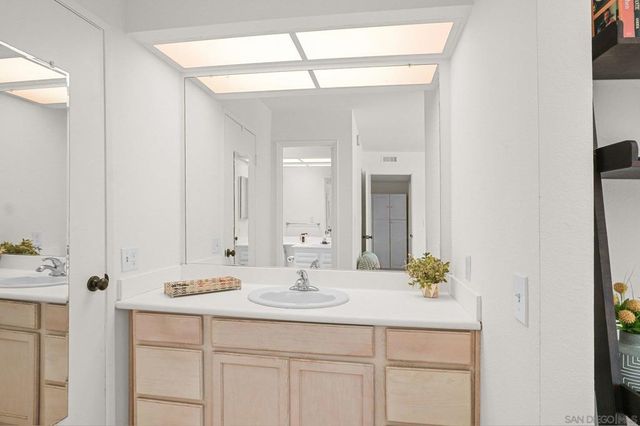 5430 Linda Vista 30, San Diego, CA 92110