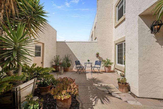 5430 Linda Vista 30, San Diego, CA 92110