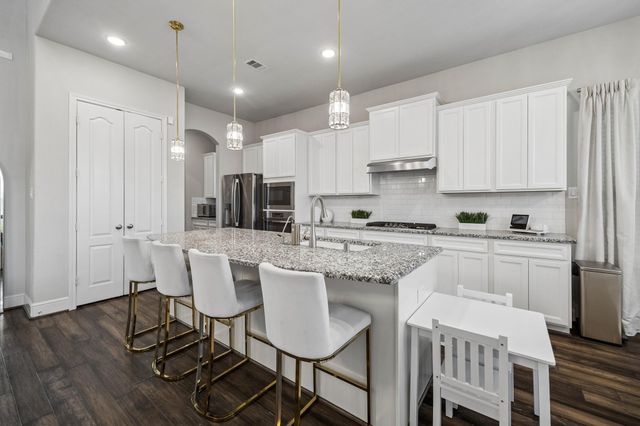 631 Aquilla Square, Webster, TX 77598