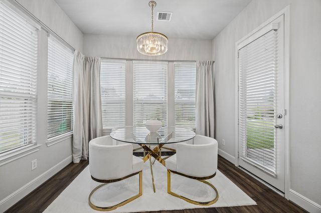 631 Aquilla Square, Webster, TX 77598