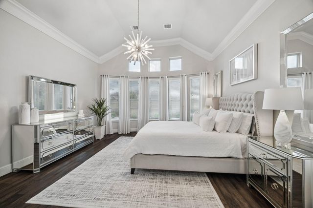 631 Aquilla Square, Webster, TX 77598